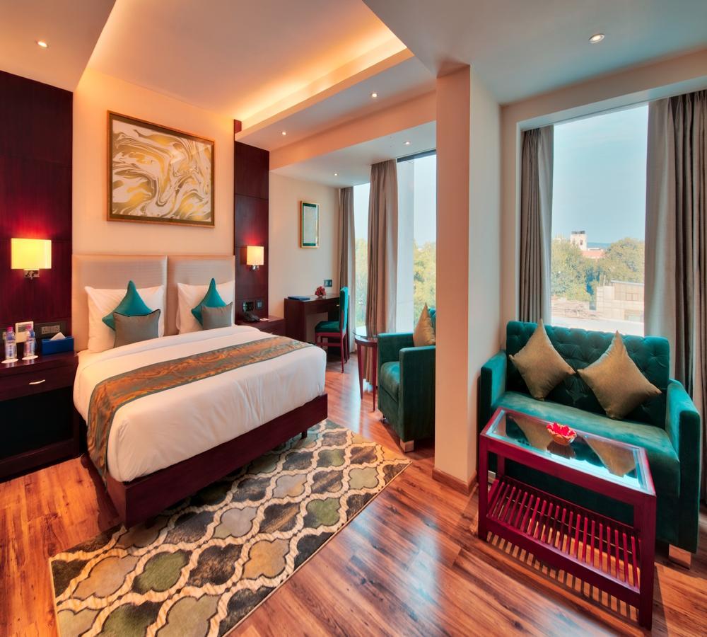 Golden Tulip Essential Jaipur Hotel Bagian luar foto