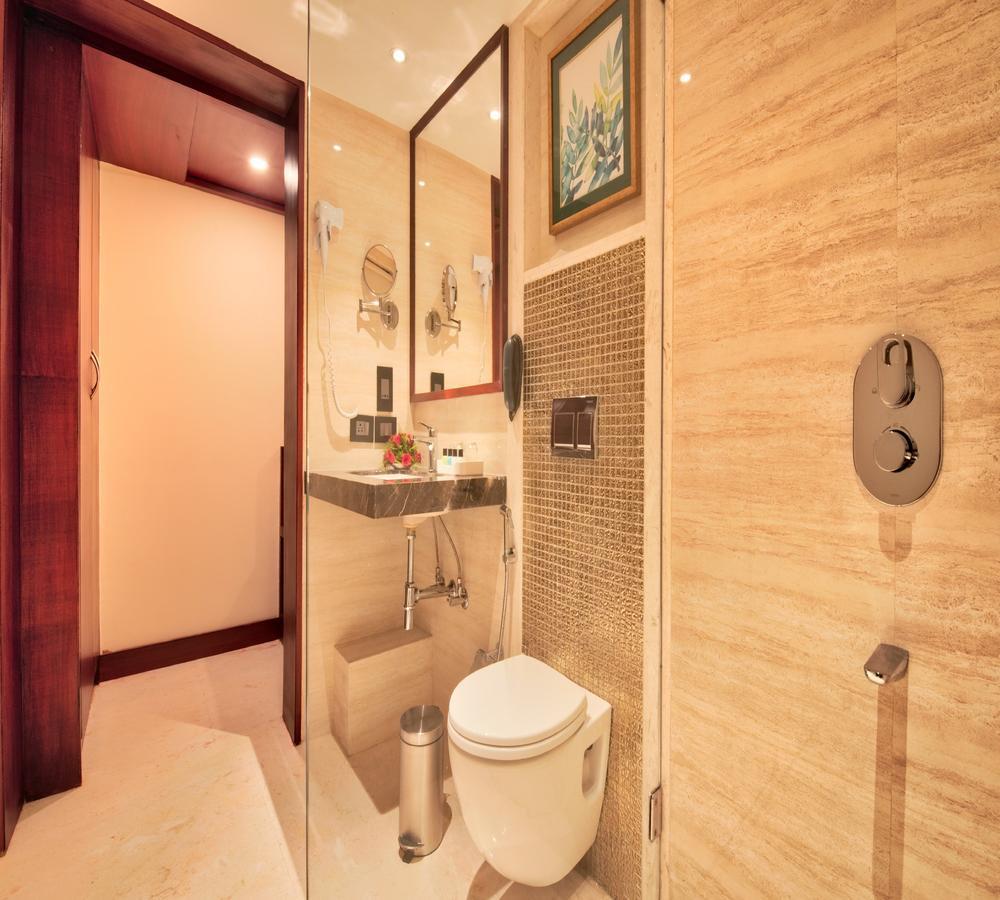 Golden Tulip Essential Jaipur Hotel Bagian luar foto
