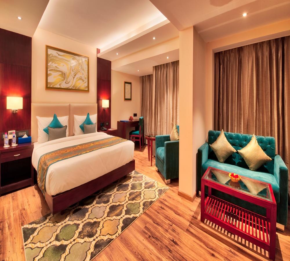 Golden Tulip Essential Jaipur Hotel Bagian luar foto