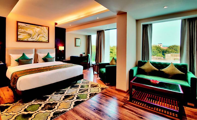 Golden Tulip Essential Jaipur Hotel Bagian luar foto